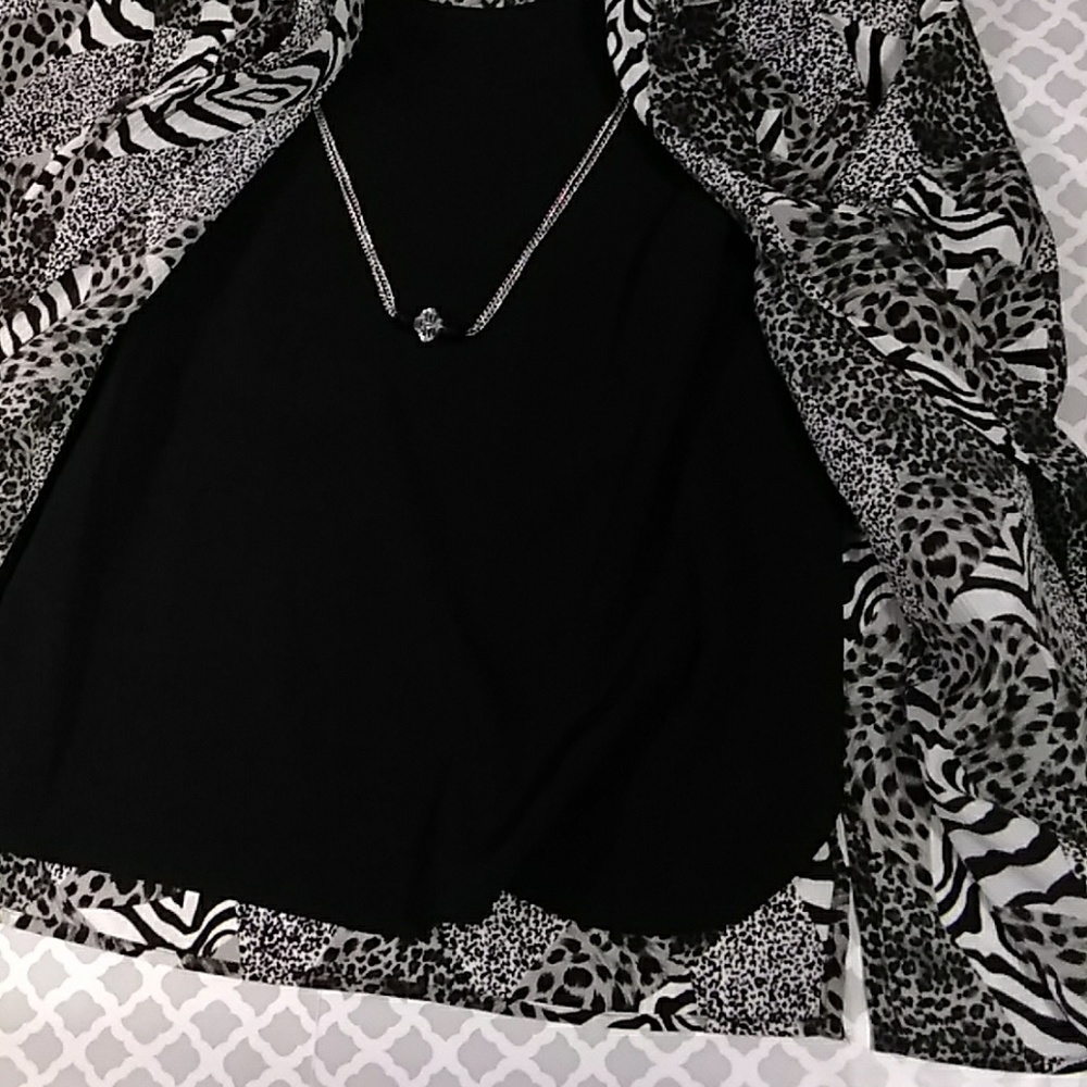 NOTATIONS TOP WOMEN'S SIZE 1X - Picture 6 of 8